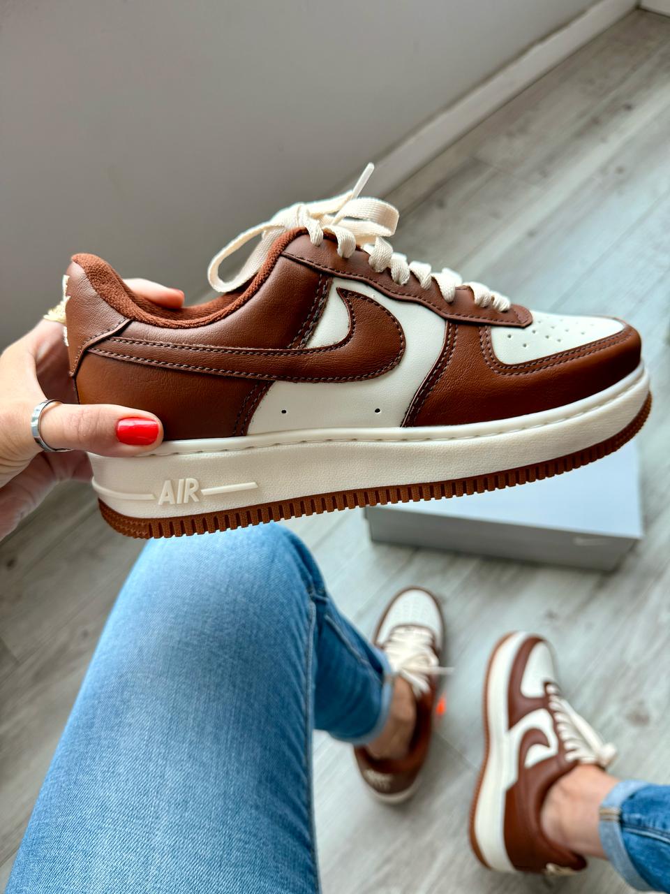 Nike Air Force OFF/Chocolate - Imagem 3