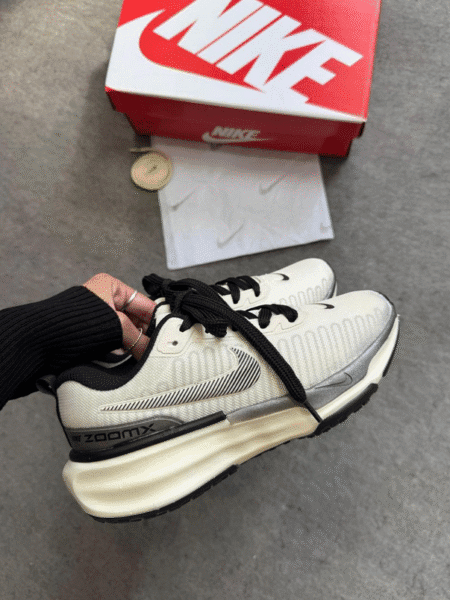 Nike Zommx Run3 Off White/Grafite