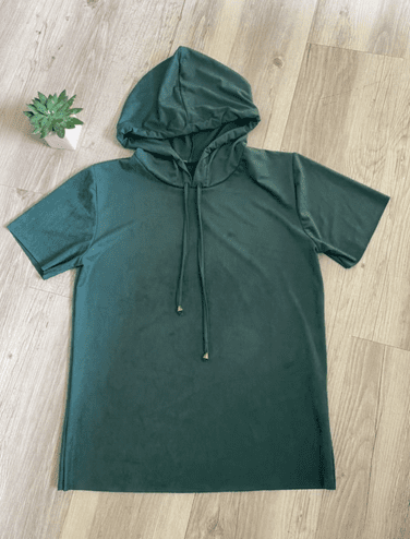 T-shirt Suede com Capuz