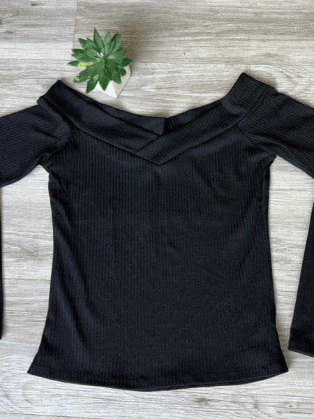 Blusa Canelada Preta