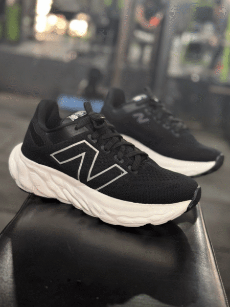 New Balance 1080 Preto/Branco