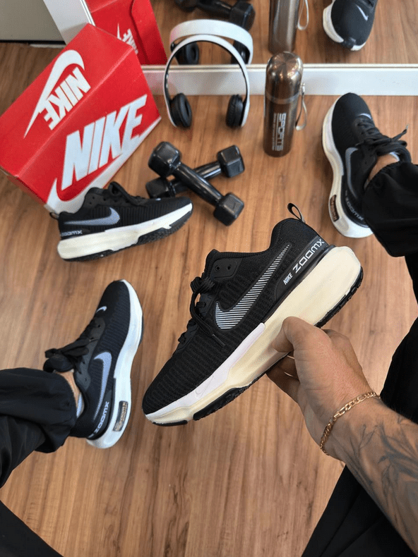 Nike Zoomx Run3 Preto/Branco