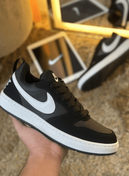 Nike Court Borough Low Preto/Branco