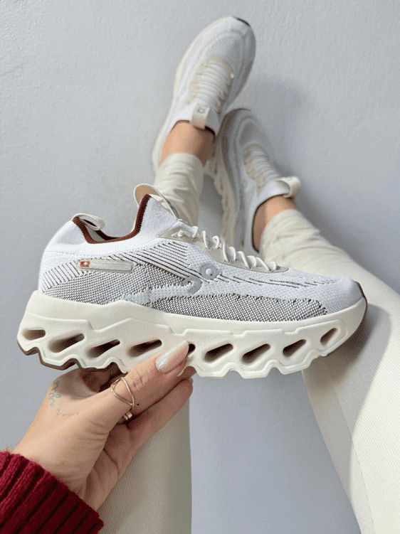 On Cloud Off/Bor
