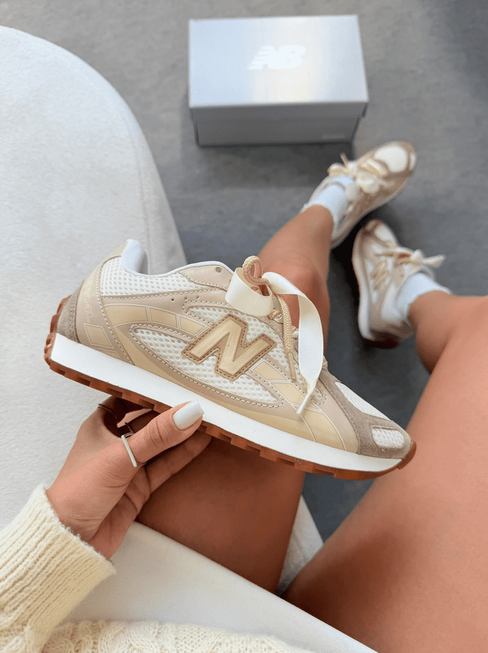 New Balance 204SL Nude