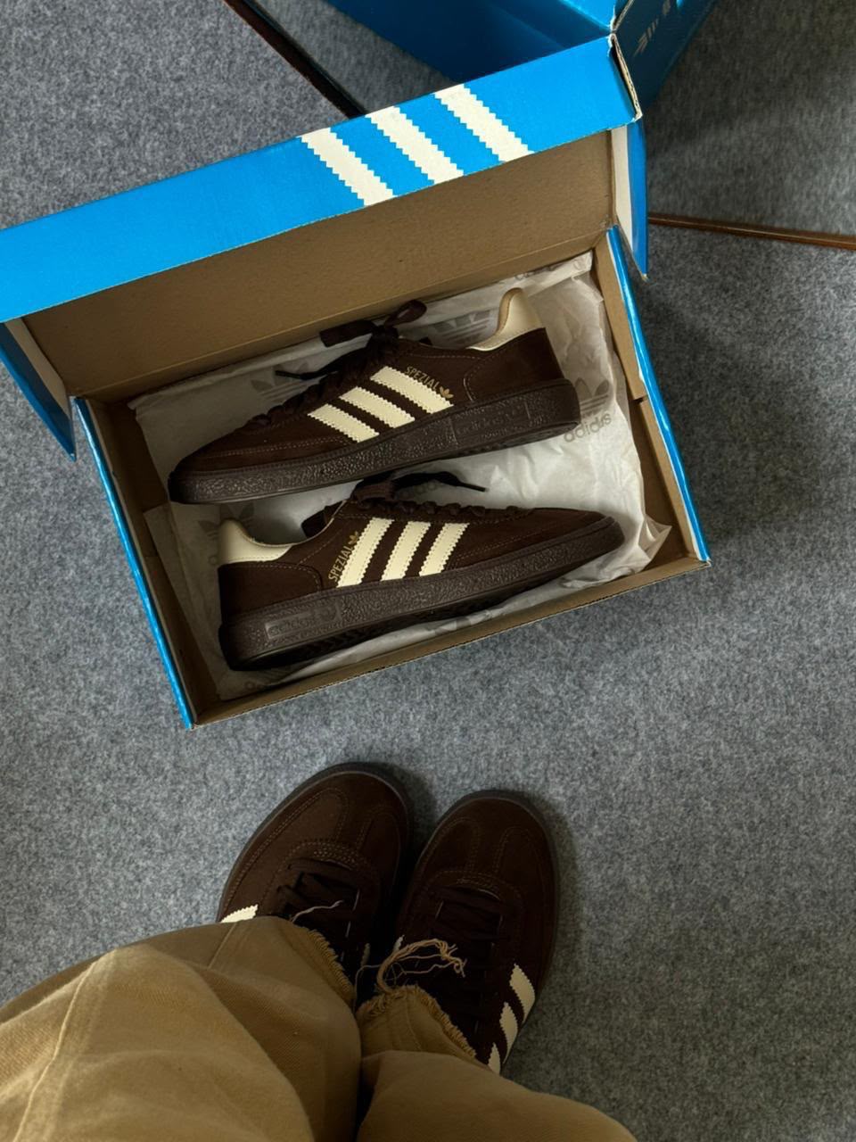 Adidas Spezial Café/Off - Imagem 4