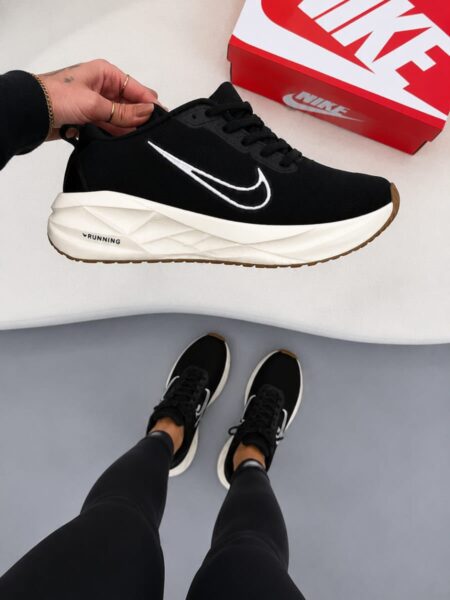 Nike Running Preto/off